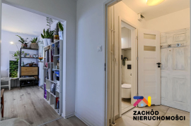 Atrakcyjna kawalerka z wydzieloną sypialnią